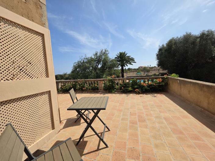 Image No.30-6 Bed Village House for sale