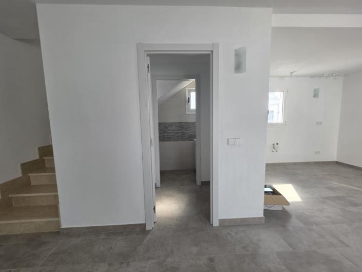 Image No.11-2 Bed Villa for sale