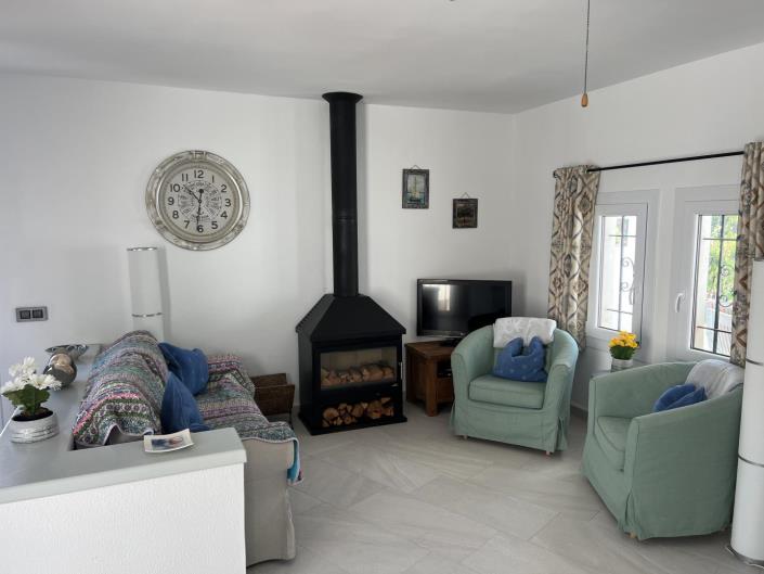 Image No.4-2 Bed Apartment for sale