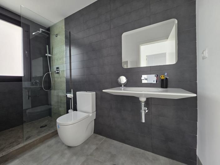 Image No.24-3 Bed Villa for sale