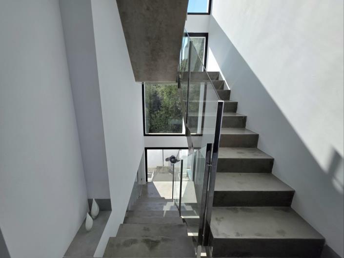 Image No.26-3 Bed Villa for sale