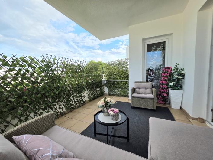 Image No.5-2 Bed Apartment for sale