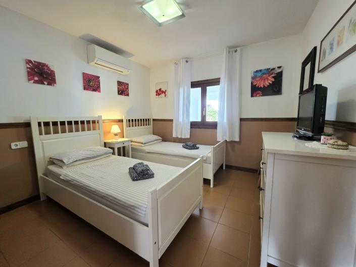 Image No.13-2 Bed Apartment for sale