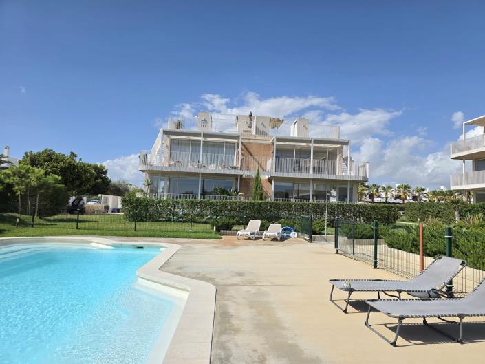 Image No.15-2 Bed Apartment for sale