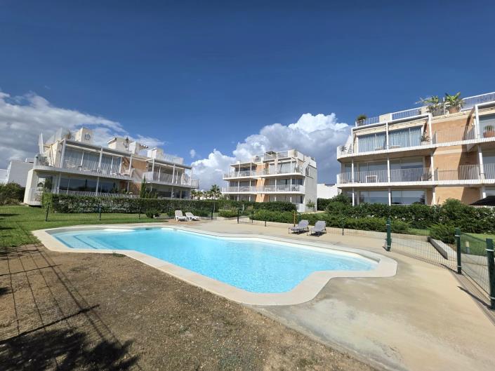 Image No.16-2 Bed Apartment for sale