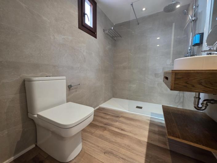 Image No.13-1 Bed Apartment for sale