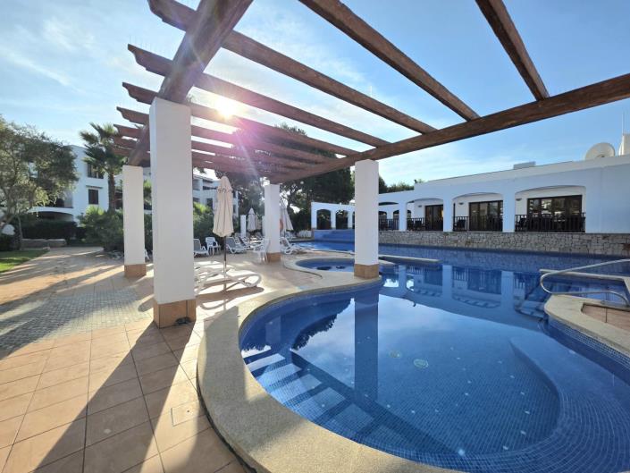 Image No.21-2 Bed Apartment for sale