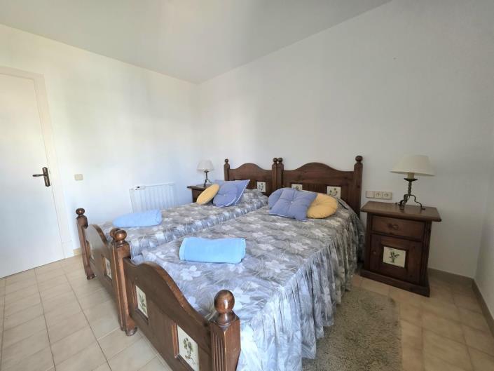 Image No.22-3 Bed Apartment for sale