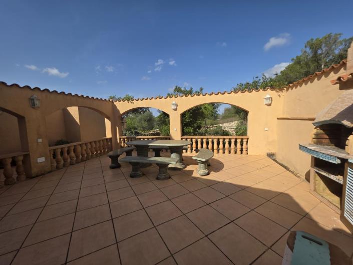 Image No.12-3 Bed Country House for sale