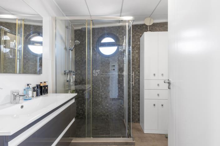 Image No.19-4 Bed House for sale