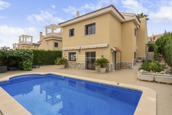Image No.1-5 Bed Villa for sale