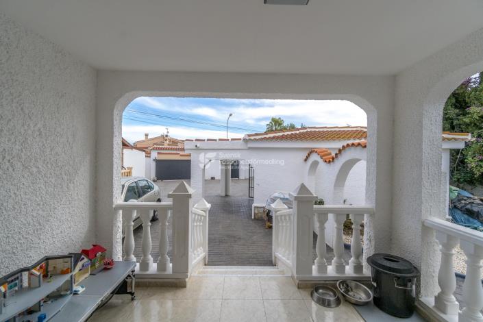 Image No.27-4 Bed Villa for sale