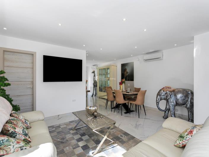 Image No.4-3 Bed House for sale