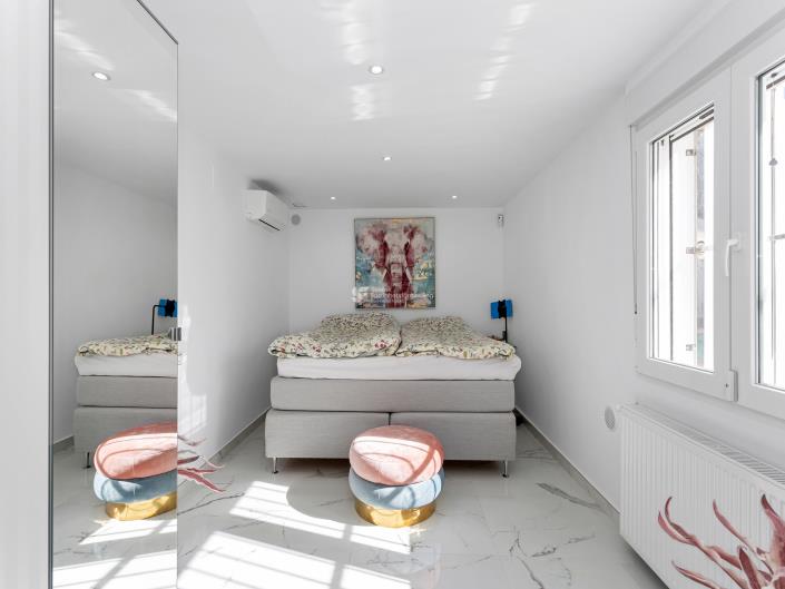 Image No.21-3 Bed House for sale