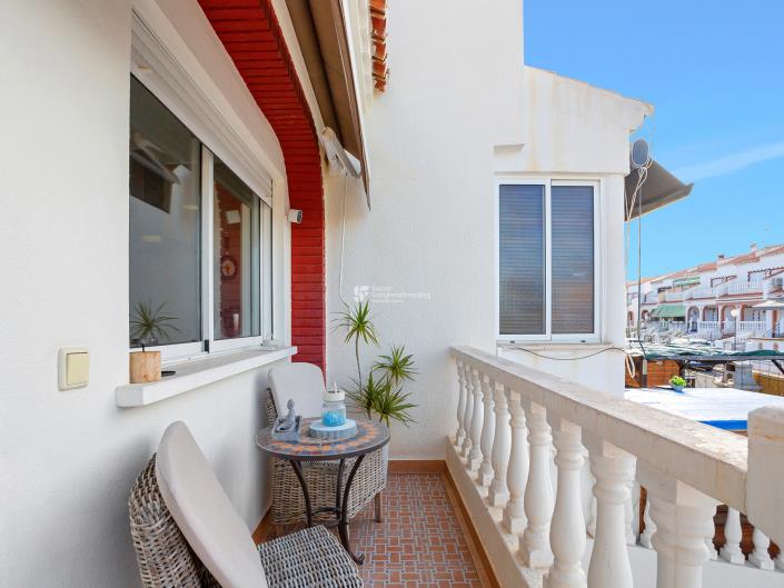 Image No.6-4 Bed Townhouse for sale