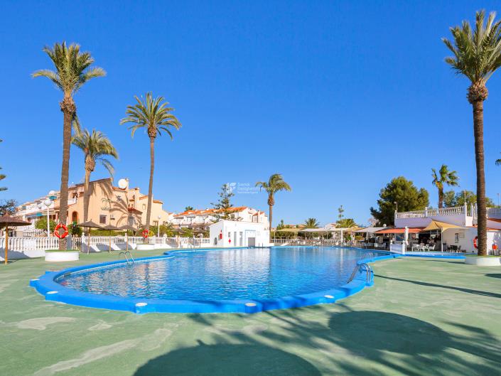 Image No.37-4 Bed Townhouse for sale