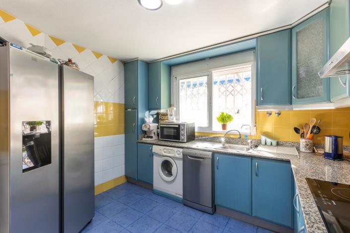 Image No.10-3 Bed Apartment for sale