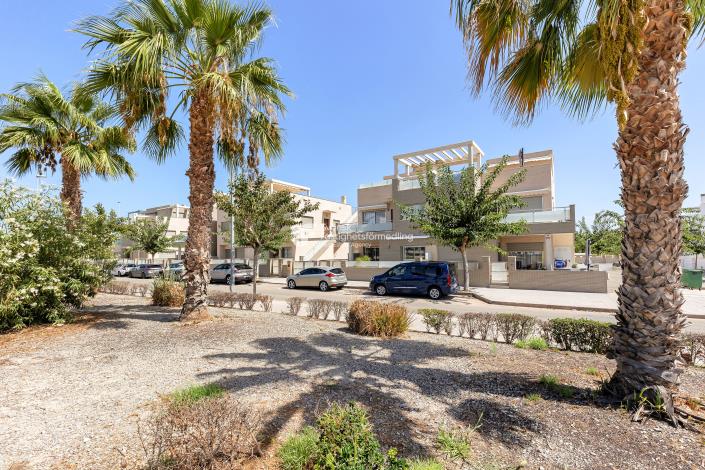 Image No.27-3 Bed Apartment for sale