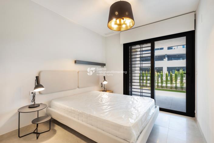 Image No.18-2 Bed Apartment for sale