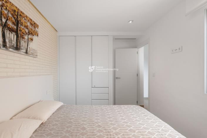 Image No.12-2 Bed Apartment for sale