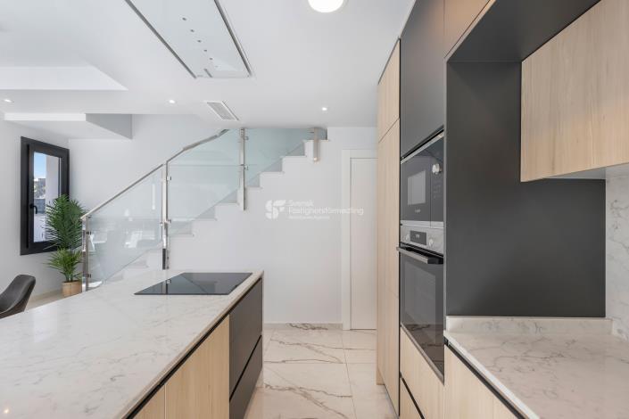 Image No.8-3 Bed Villa for sale