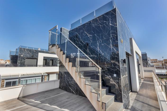 Image No.25-3 Bed Villa for sale