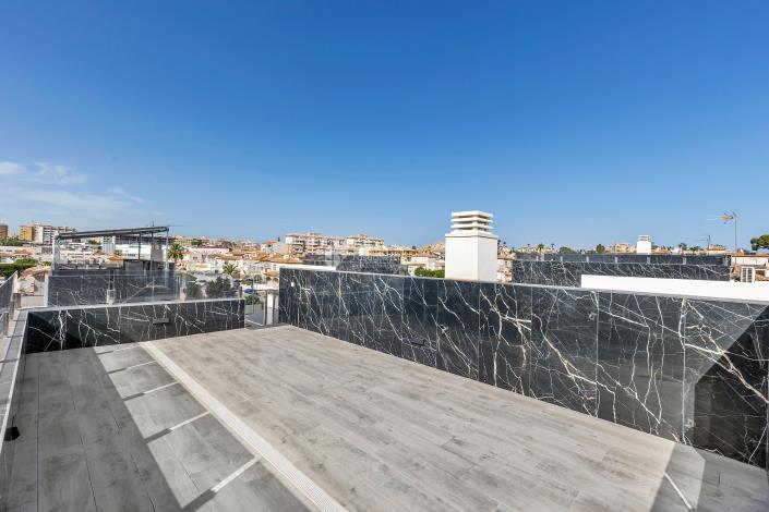 Image No.26-3 Bed Villa for sale