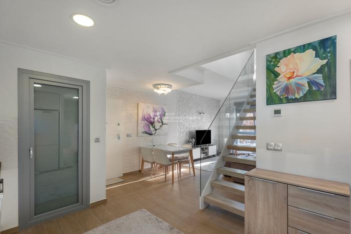 Image No.10-2 Bed Apartment for sale