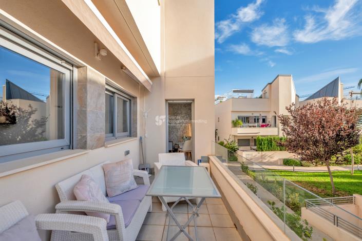 Image No.9-2 Bed Apartment for sale