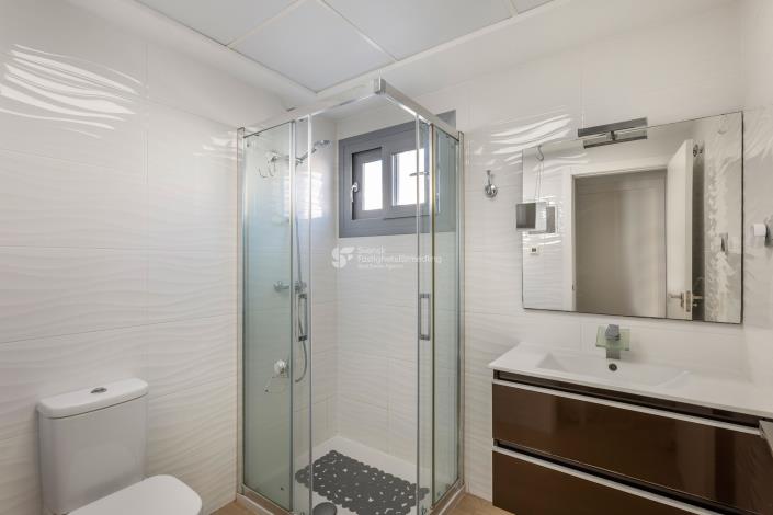 Image No.15-2 Bed Apartment for sale