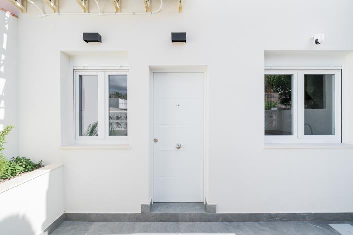 Image No.2-3 Bed Townhouse for sale