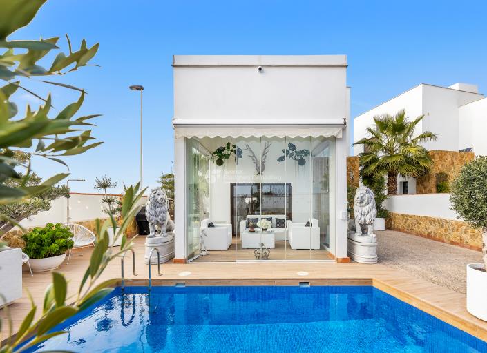 Image No.2-3 Bed House/Villa for sale