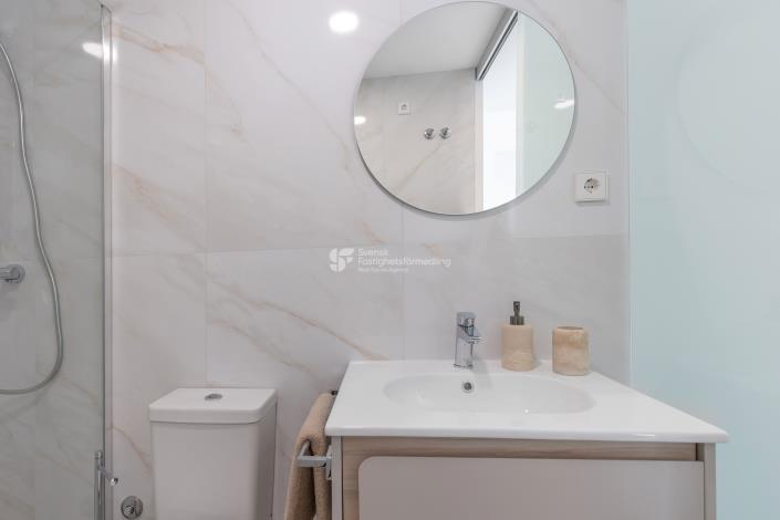 Image No.19-2 Bed Apartment for sale