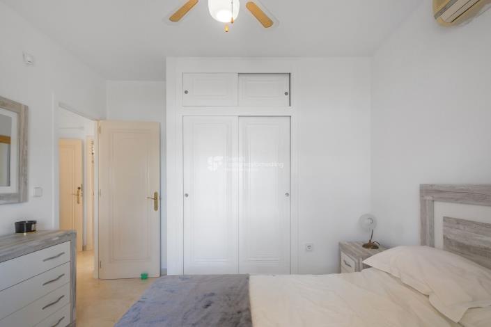 Image No.19-3 Bed House for sale