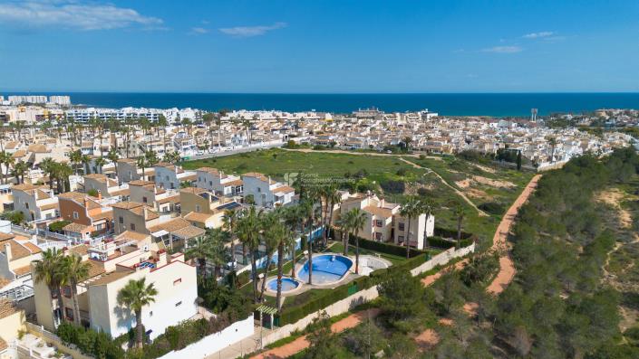 Image No.36-3 Bed House for sale