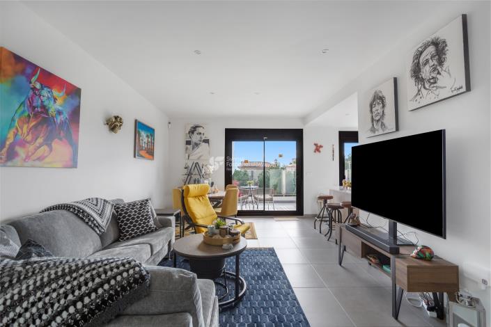 Image No.4-2 Bed Apartment for sale