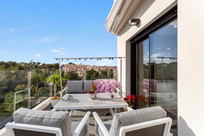 Image No.14-2 Bed Apartment for sale