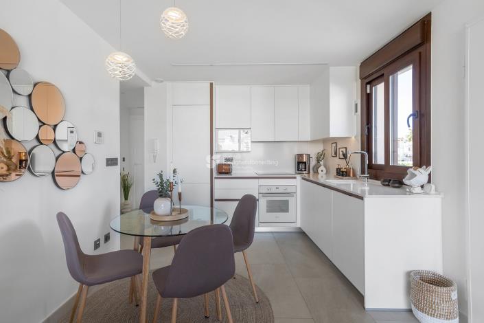 Image No.8-3 Bed Apartment for sale