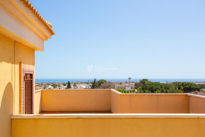 Image No.4-3 Bed Villa for sale