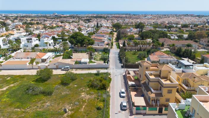 Image No.5-3 Bed Villa for sale