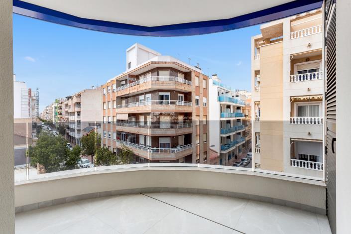 Image No.15-2 Bed Apartment for sale