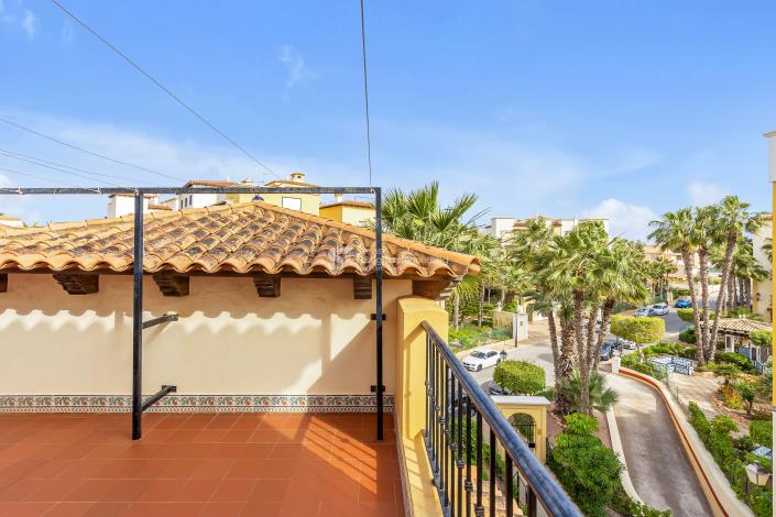 Image No.20-2 Bed Apartment for sale