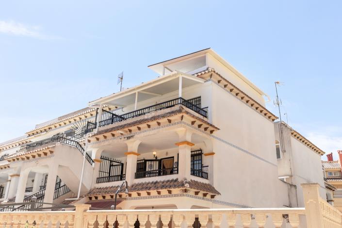 Image No.17-2 Bed Apartment for sale