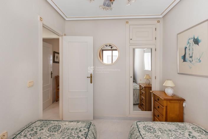 Image No.15-2 Bed Apartment for sale