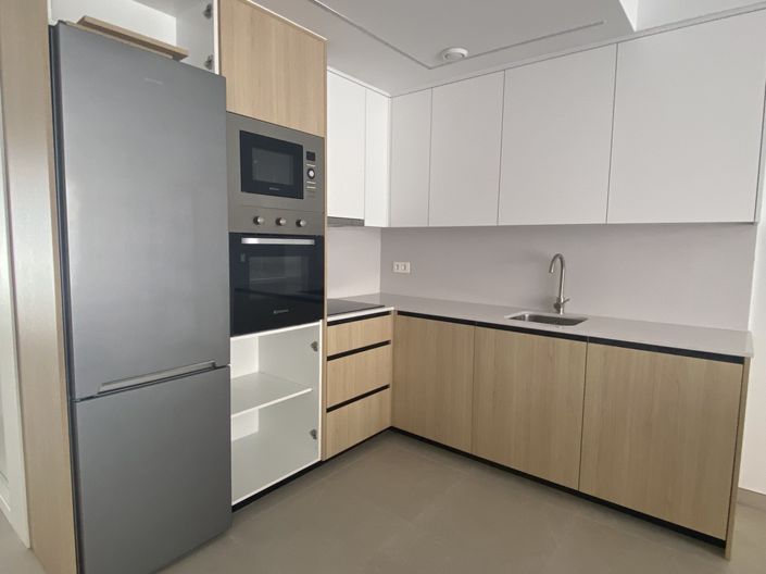 Image No.21-2 Bed Townhouse for sale