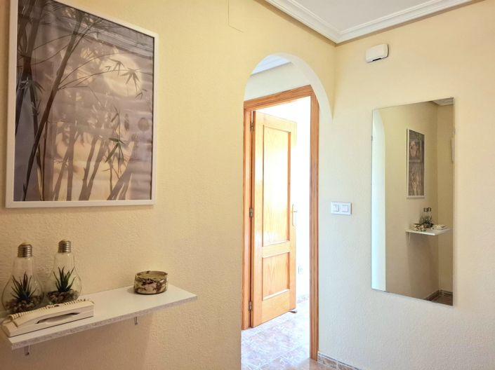 Image No.5-Appartement de 2 chambres à vendre à Torrevieja