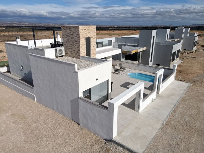 Image No.39-3 Bed Villa for sale