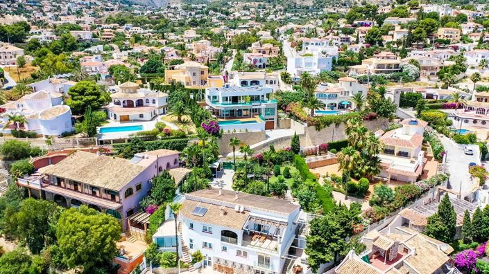 Image No.10-3 Bed Villa for sale