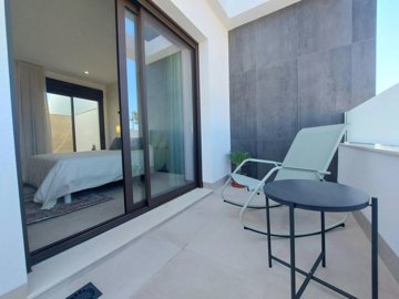 151a7e1c444e8a6056658aa23fad27e5