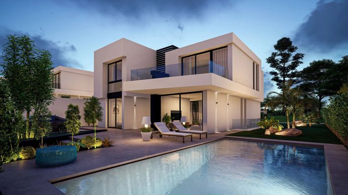 Image No.12-4 Bed Villa for sale